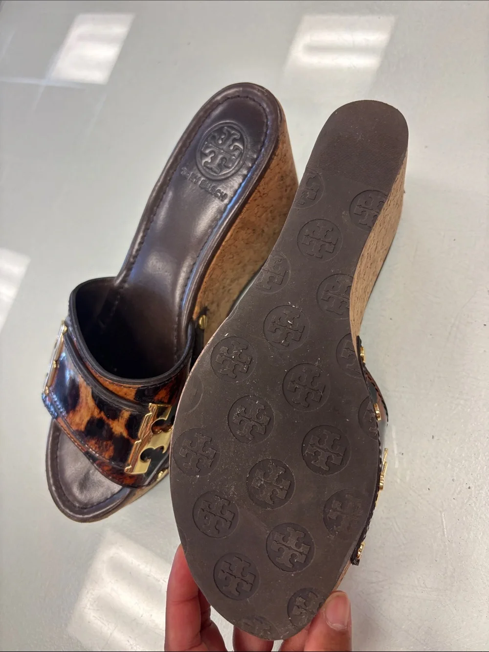 Tory Burch Leopard Pamela Cork Wedge Slide - Picture 5 of 8